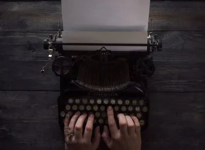 Unlock Your Creativity with These Short and Inspiring Writing Quotes